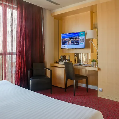 Avenida Sofia And Hotel Sitges